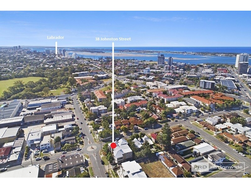 1/38 Johnston Street, Southport QLD 4215