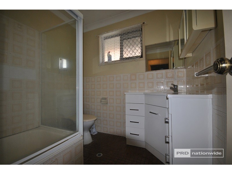 2/54 Falconer Street, Southport QLD 4215