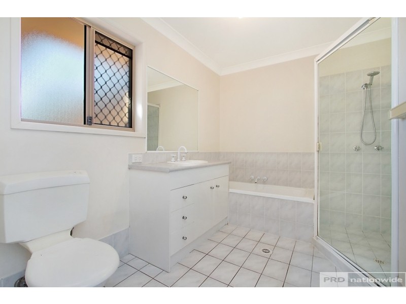 4/99-105 Greenacre Drive, Parkwood QLD 4214