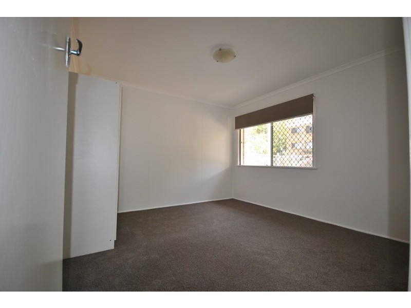 3/126 Marine Parade, Southport QLD 4215