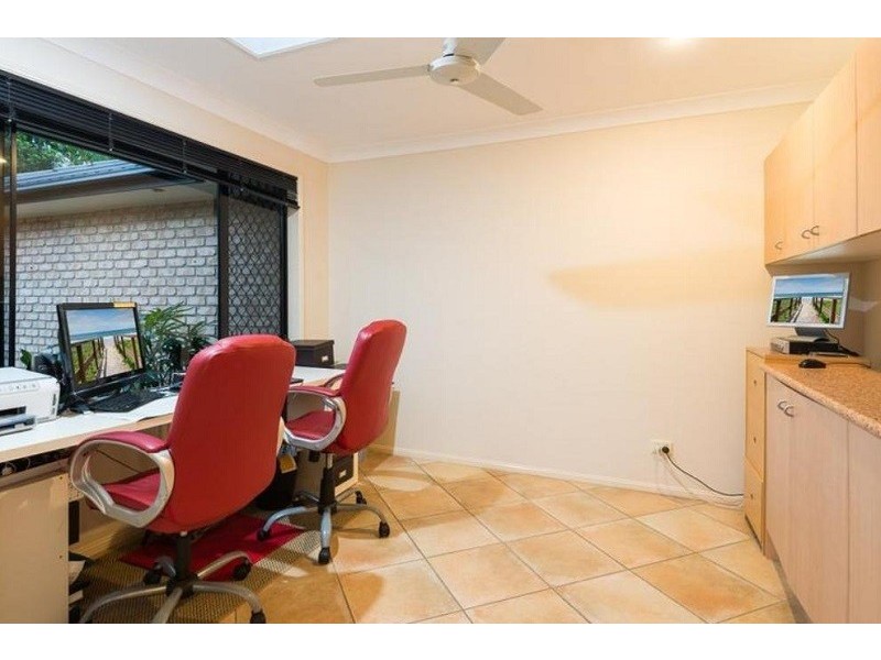 12 Applegum Place, Molendinar QLD 4214