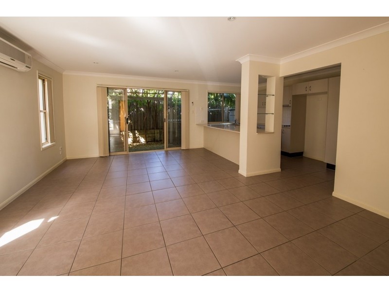 3/32-34 Margaret Street, Southport QLD 4215