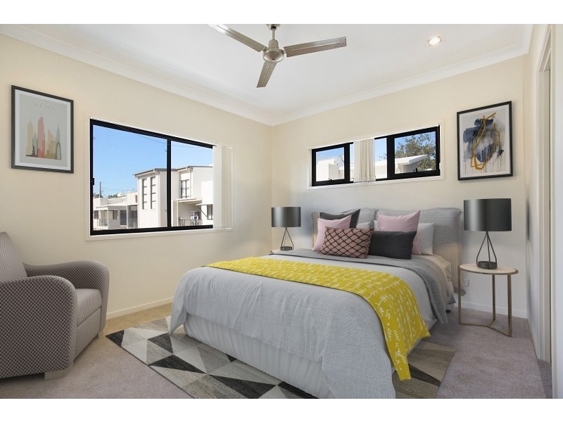 7/33 Harley Street, Labrador QLD 4215