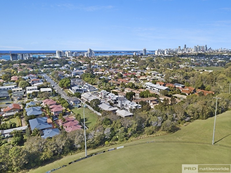 7/33 Harley Street, Labrador QLD 4215