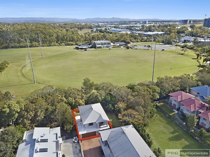 7/33 Harley Street, Labrador QLD 4215