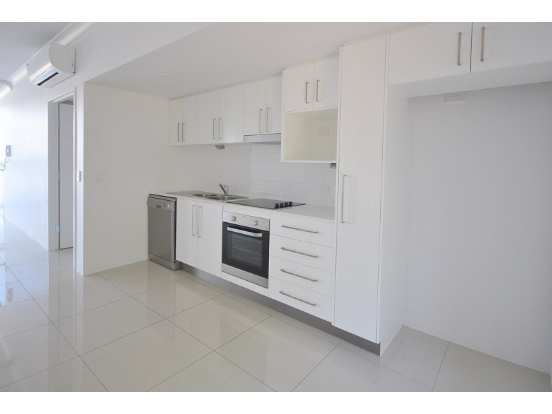 3/35-39 Central Street, Labrador QLD 4215
