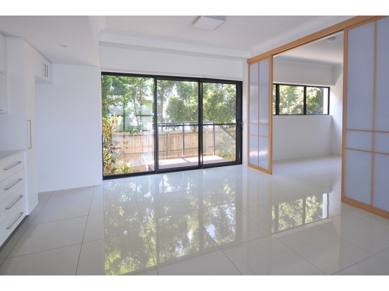 3/35-39 Central Street, Labrador QLD 4215