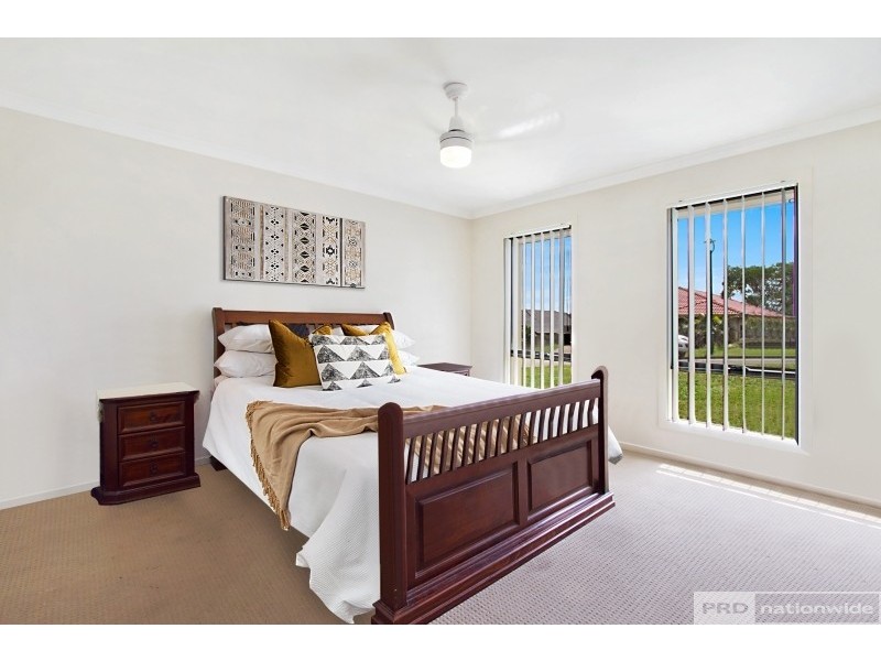 6 Nickel Street, Pimpama QLD 4209