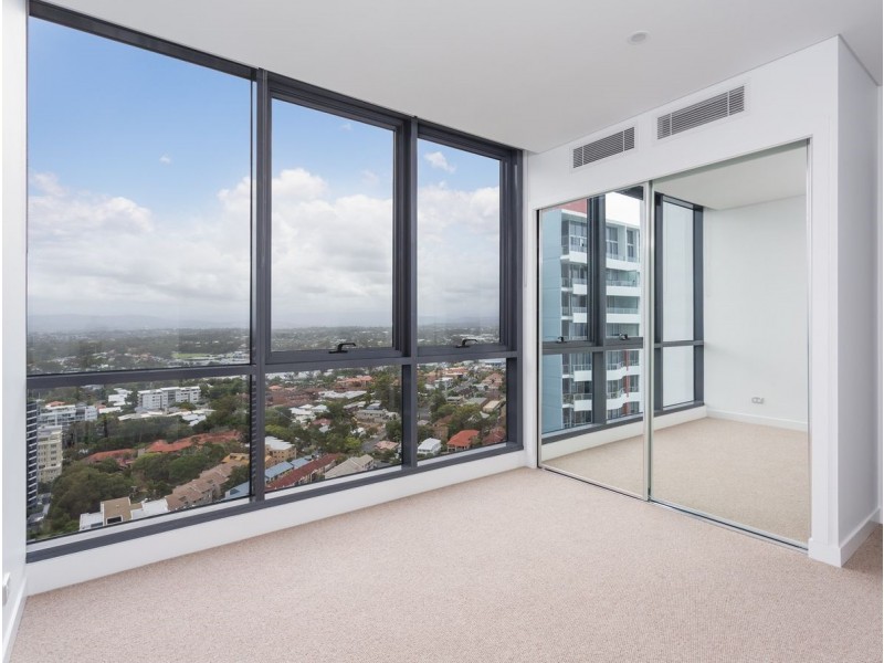 2912/2 Como Crescent, Southport QLD 4215