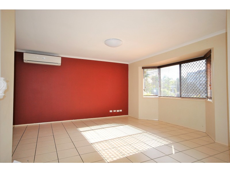 79 Wardoo Street, Southport QLD 4215