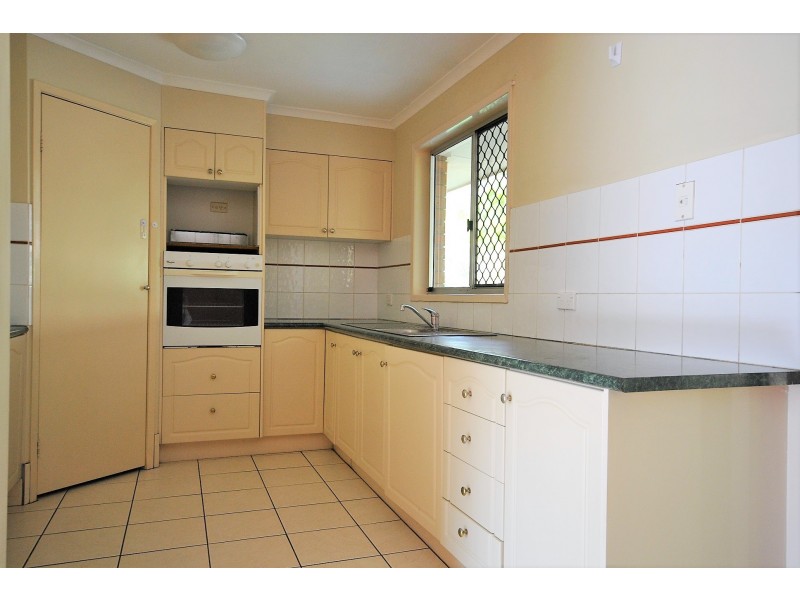79 Wardoo Street, Southport QLD 4215