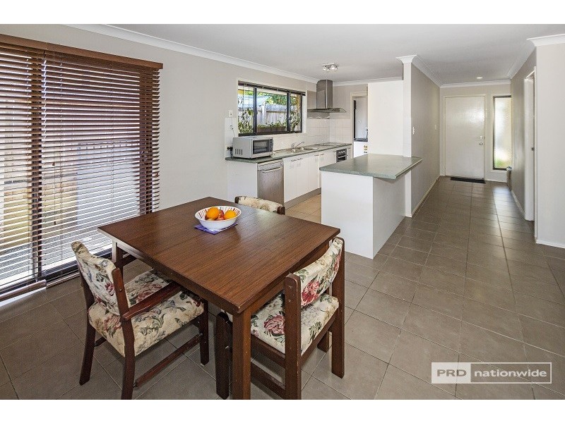 4/13 Schneider Avenue, Labrador QLD 4215