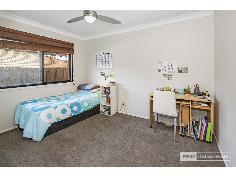 4/13 Schneider Avenue, Labrador QLD 4215