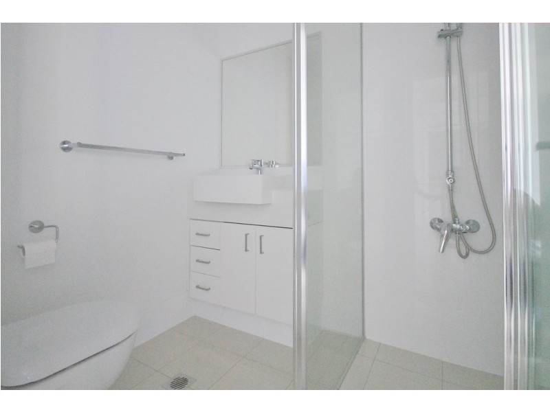 11/35-39 Central Street, Labrador QLD 4215