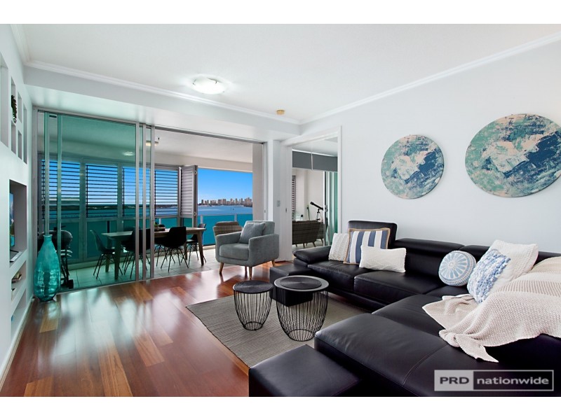 1206/300 Marine Parade, Labrador QLD 4215