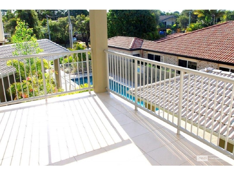 8/99 Muir Street, Labrador QLD 4215