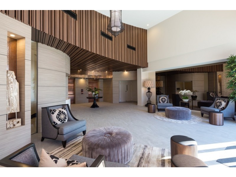 807/139 Scarborough Street, Southport QLD 4215