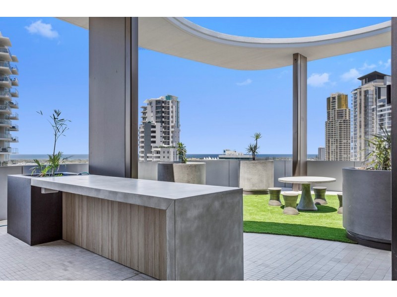 807/139 Scarborough Street, Southport QLD 4215