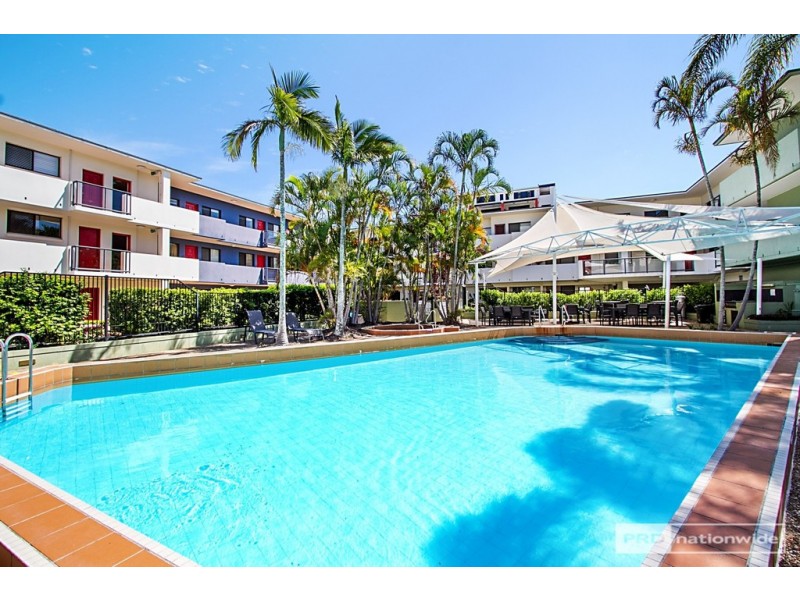 205/132 Marine Parade, Southport QLD 4215