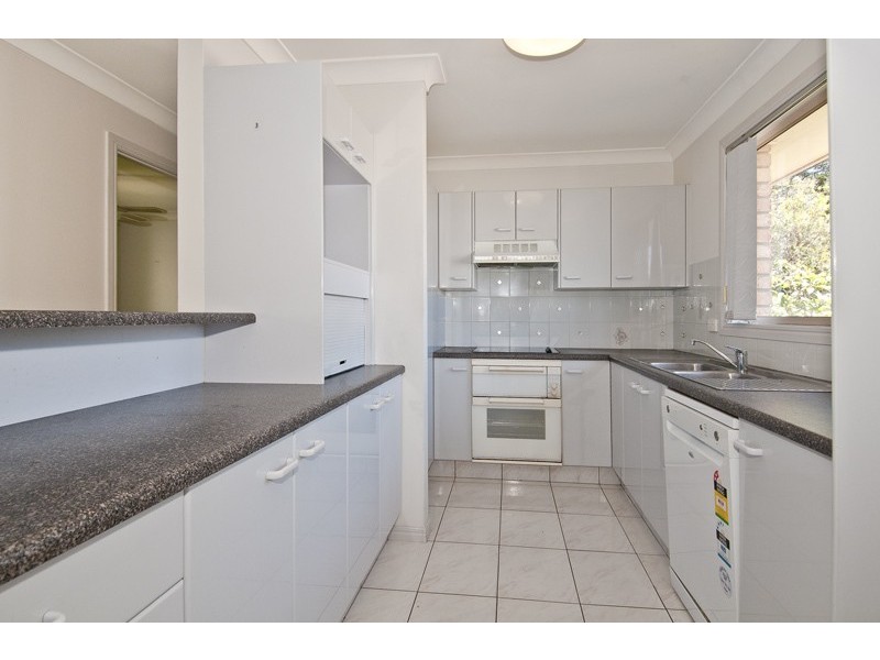 2/4 Stevens Street, Southport QLD 4215