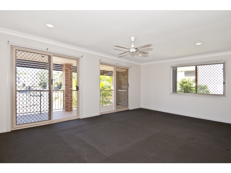 2/4 Stevens Street, Southport QLD 4215