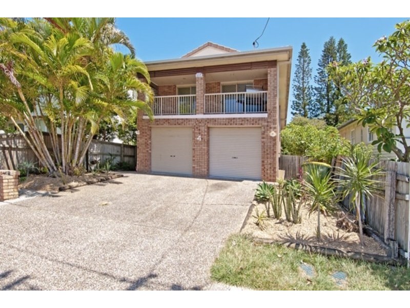 2/4 Stevens Street, Southport QLD 4215
