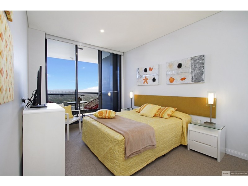 5511/2 Como Crescent, Southport QLD 4215