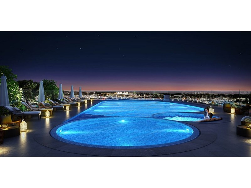 5511/2 Como Crescent, Southport QLD 4215