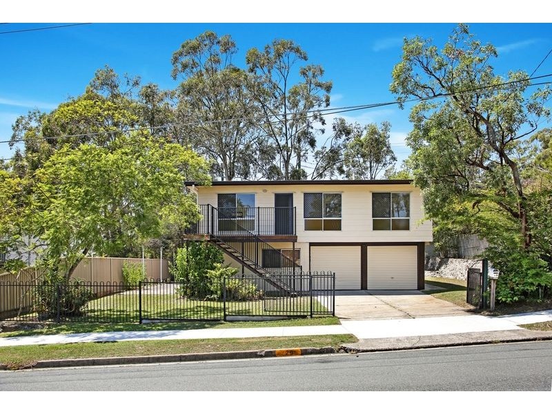 29 Hocking Street, Arundel QLD 4214