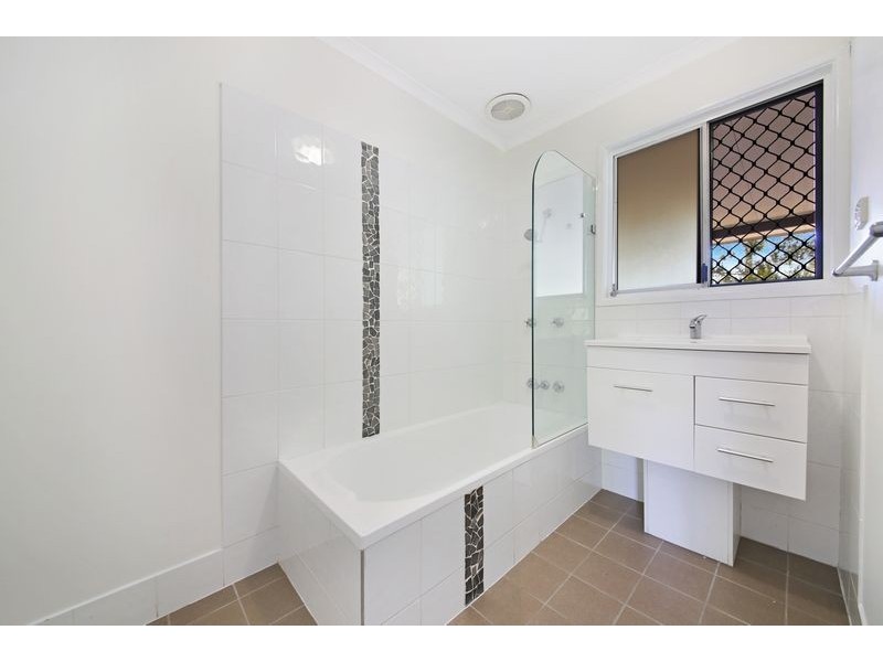 29 Hocking Street, Arundel QLD 4214