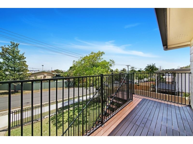 29 Hocking Street, Arundel QLD 4214