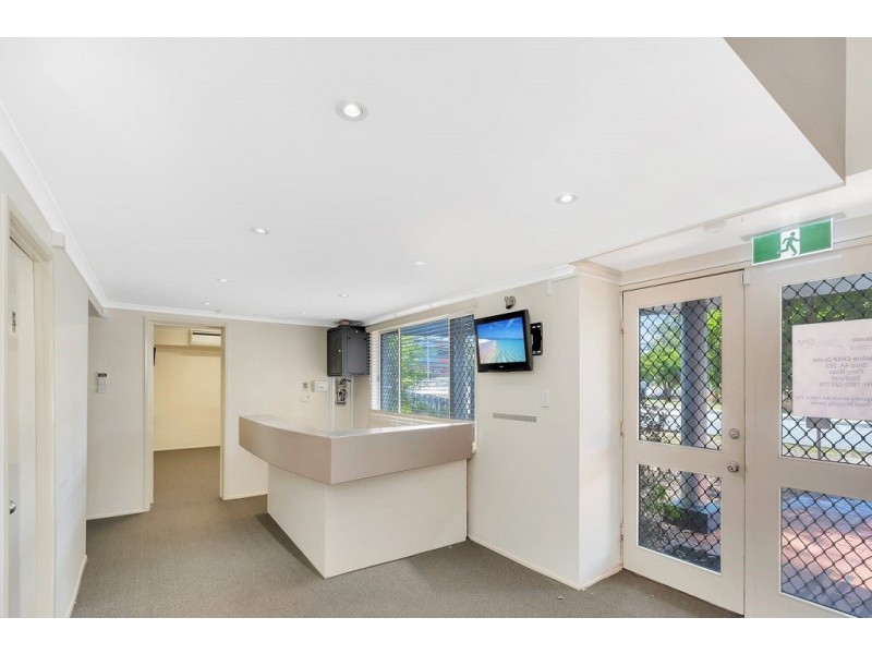 30 Yacht Street, Southport QLD 4215