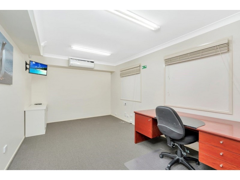 30 Yacht Street, Southport QLD 4215