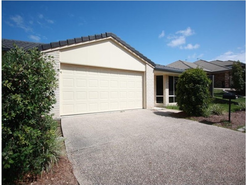 2/34 Freestone Drive, Upper Coomera QLD 4209