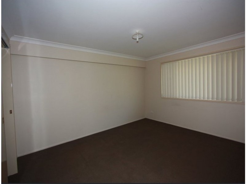 2/34 Freestone Drive, Upper Coomera QLD 4209