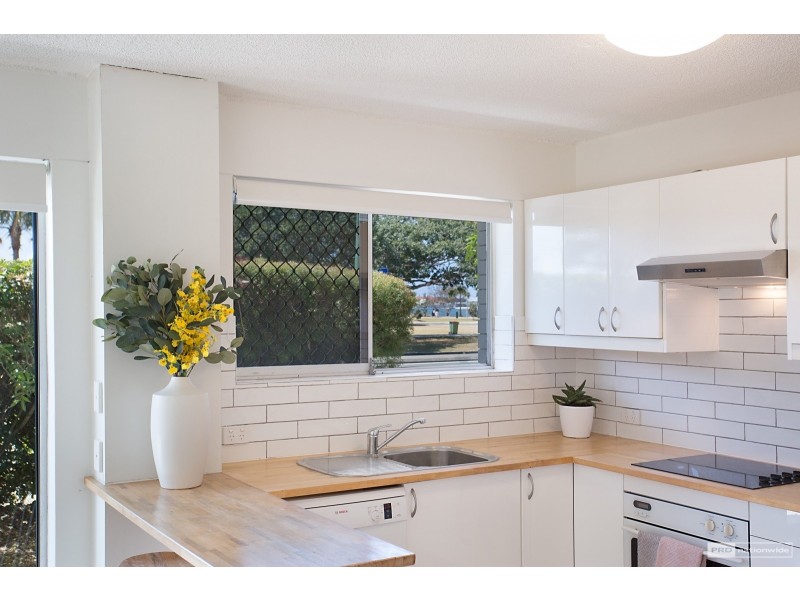 1/128 Marine Parade, Southport QLD 4215