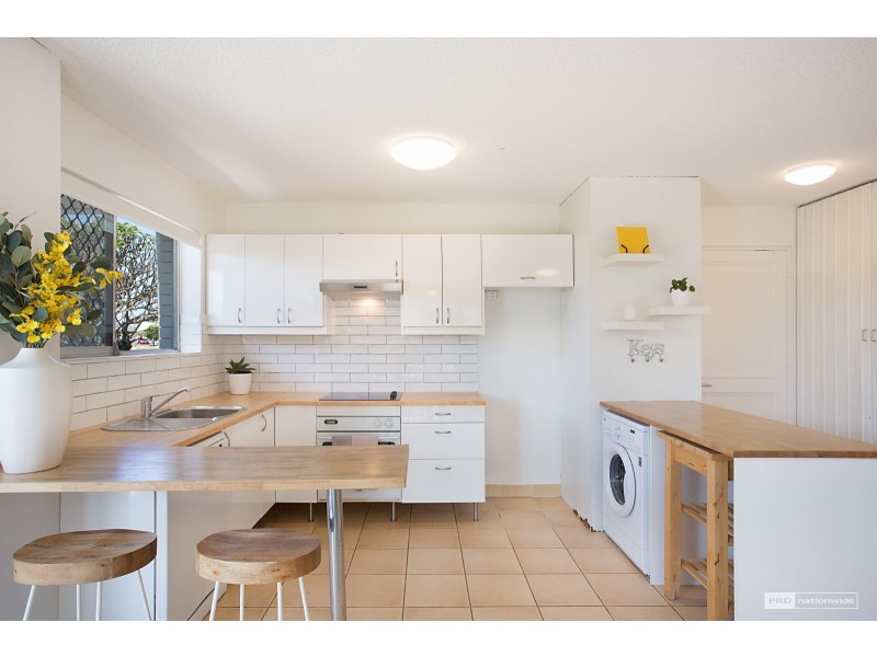 1/128 Marine Parade, Southport QLD 4215