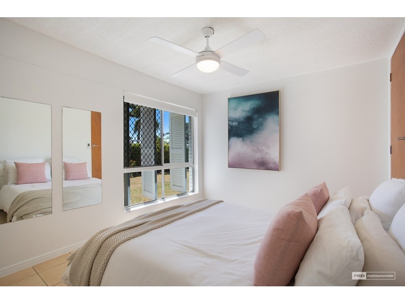 1/128 Marine Parade, Southport QLD 4215