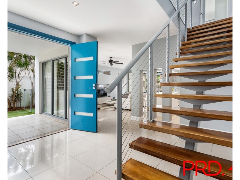 1/1005 Lakeview Terrace, Benowa QLD 4217