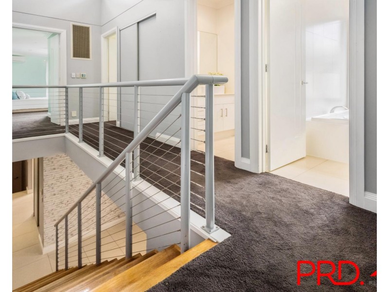 1/1005 Lakeview Terrace, Benowa QLD 4217