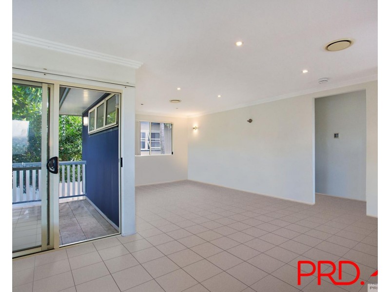 7/4-6 Locke Street, Southport QLD 4215