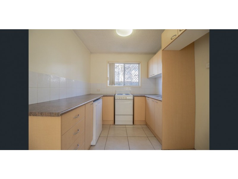 2/192 High Street, Southport QLD 4215