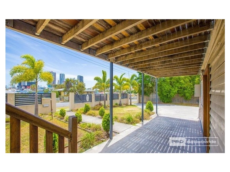 22 Minnie Street (Downstairs House), Southport QLD 4215