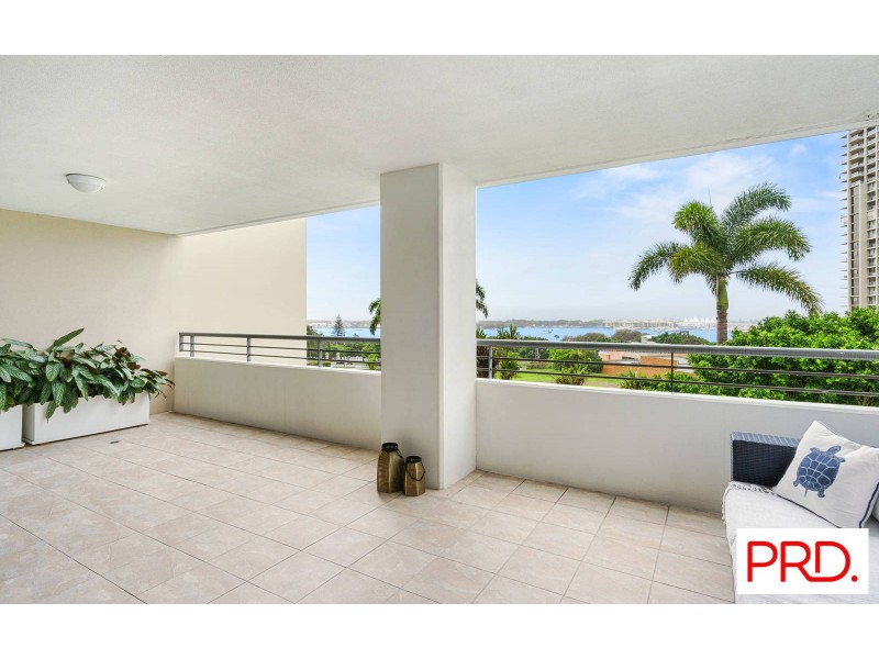 206/105 Scarborough Street, Southport QLD 4215