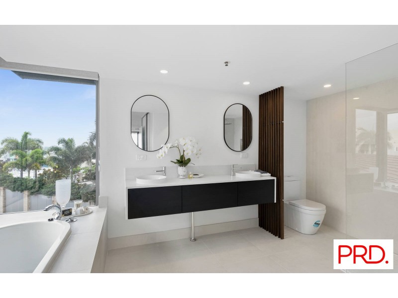 206/105 Scarborough Street, Southport QLD 4215