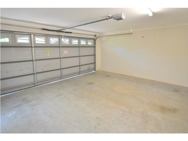 2/25 Charlton Street, Southport QLD 4215