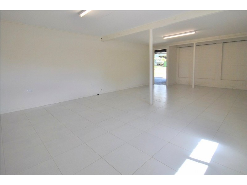 12 Gayle Street, Southport QLD 4215