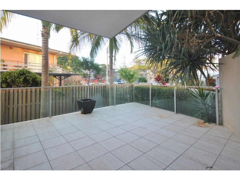 1/24-30 Tarcoola Crescent, Surfers Paradise QLD 4217