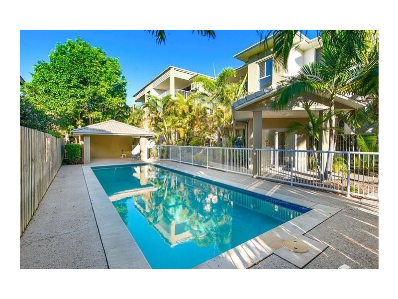 8/99 Muir Street, Labrador QLD 4215