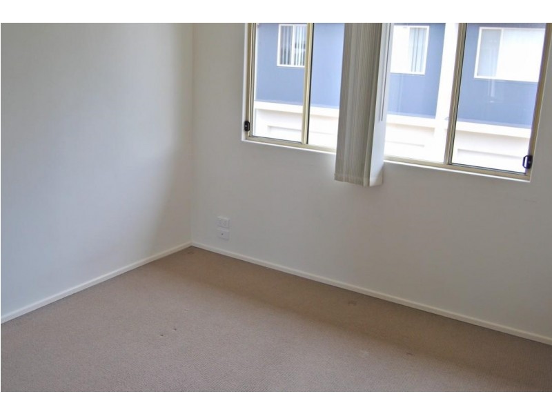 6/4-6 Locke Street, Southport QLD 4215